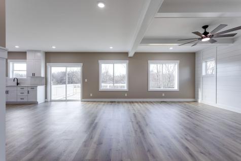 2259 Les Robinson Road Columbia TN 38401