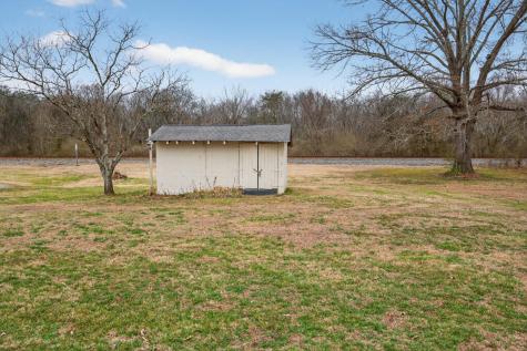 14923 Railroad Street Bakewell TN 37373