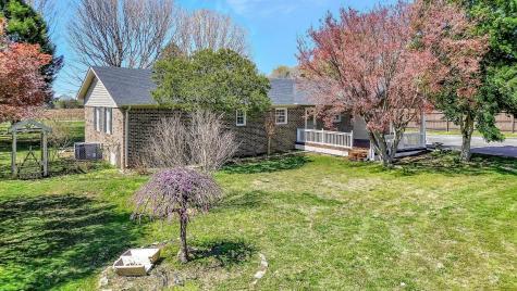 1481 Maxwell Road Belvidere TN 37306