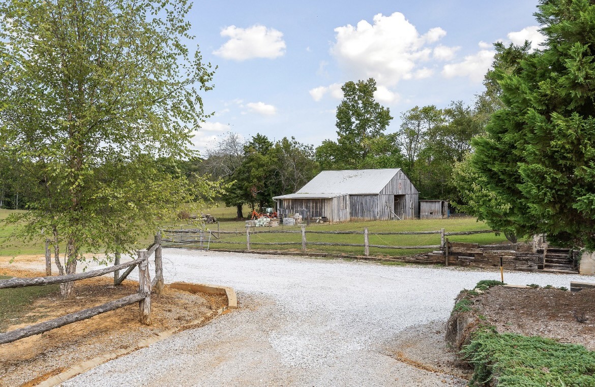 86 Pioneer Haven Road Mcminnville TN 37110
