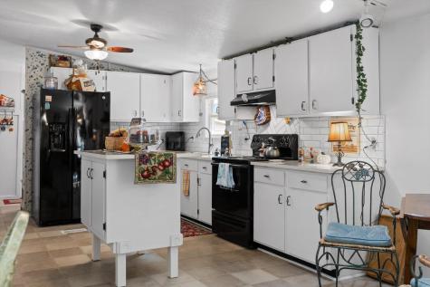 434 D Harvey Road Graysville TN 37338