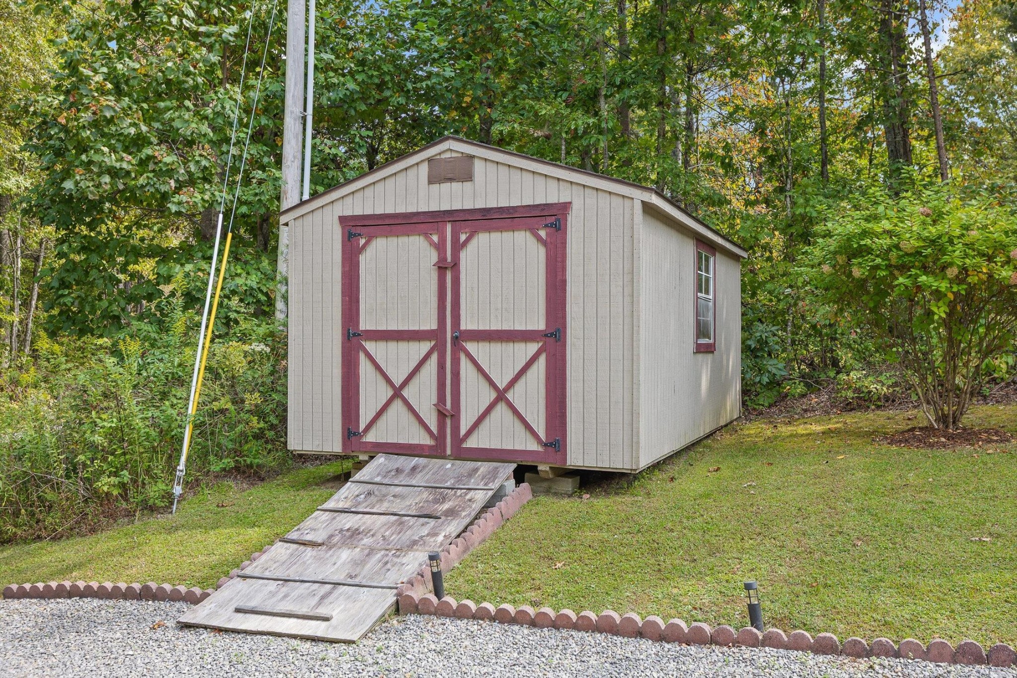 434 D Harvey Road Graysville TN 37338