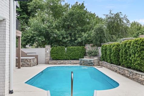 1 Warwick Lane Nashville TN 37205