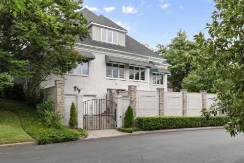 1 Warwick Lane Nashville TN 37205