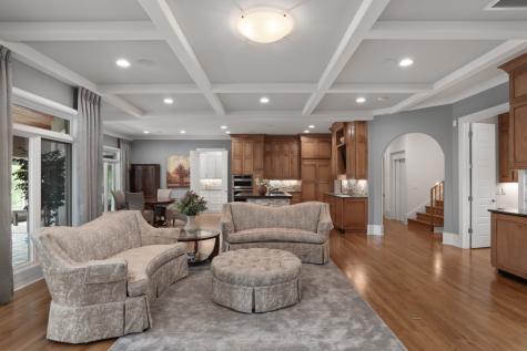 1 Warwick Lane Nashville TN 37205