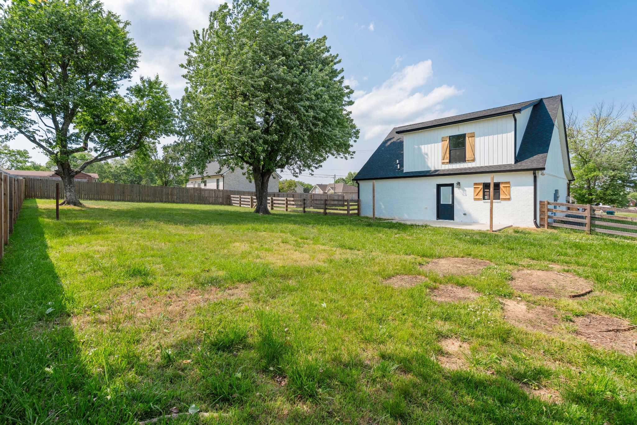 759 N Palmers Chapel Road White House TN 37188
