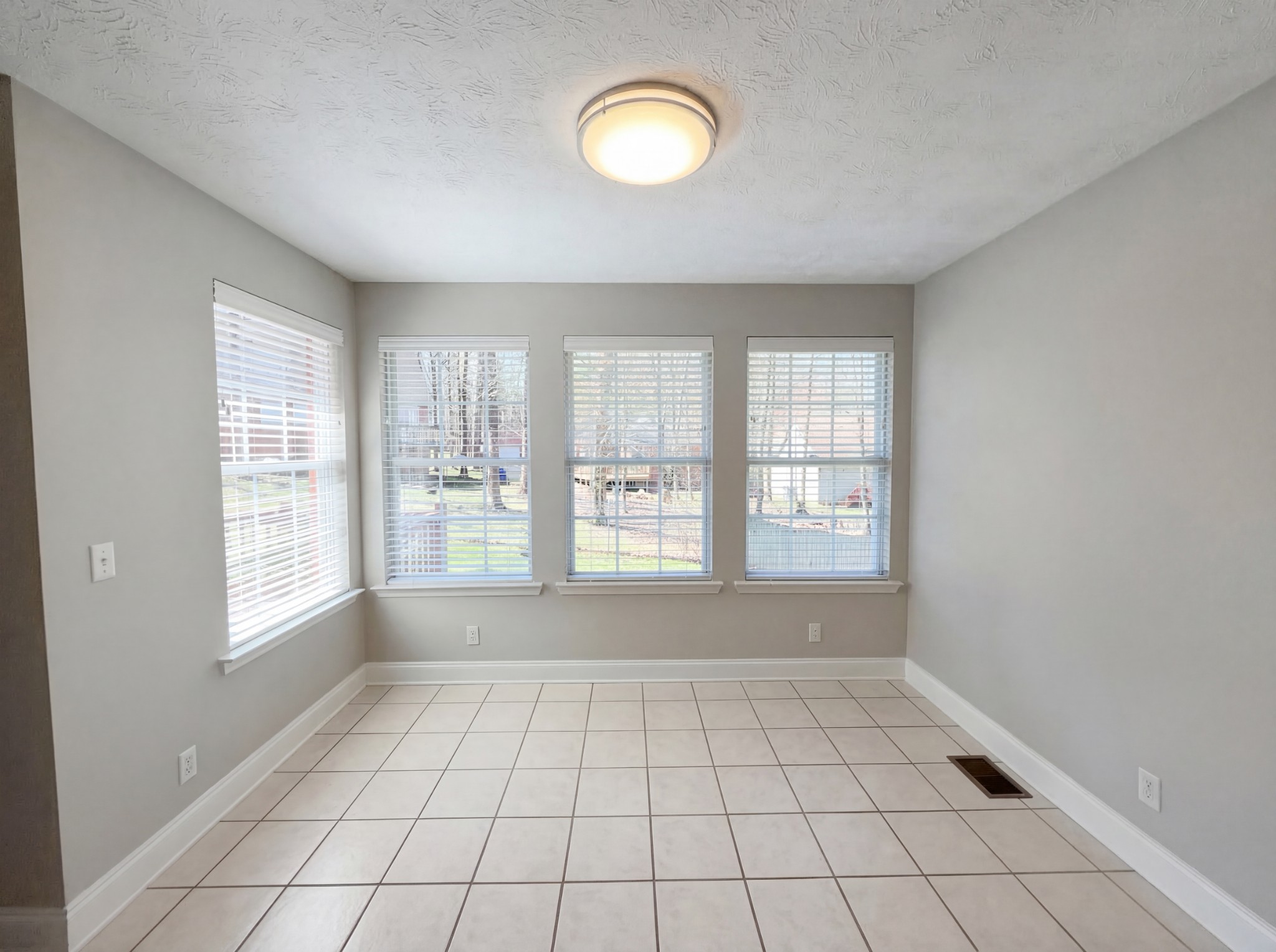 110 Arapaho Court White House TN 37188