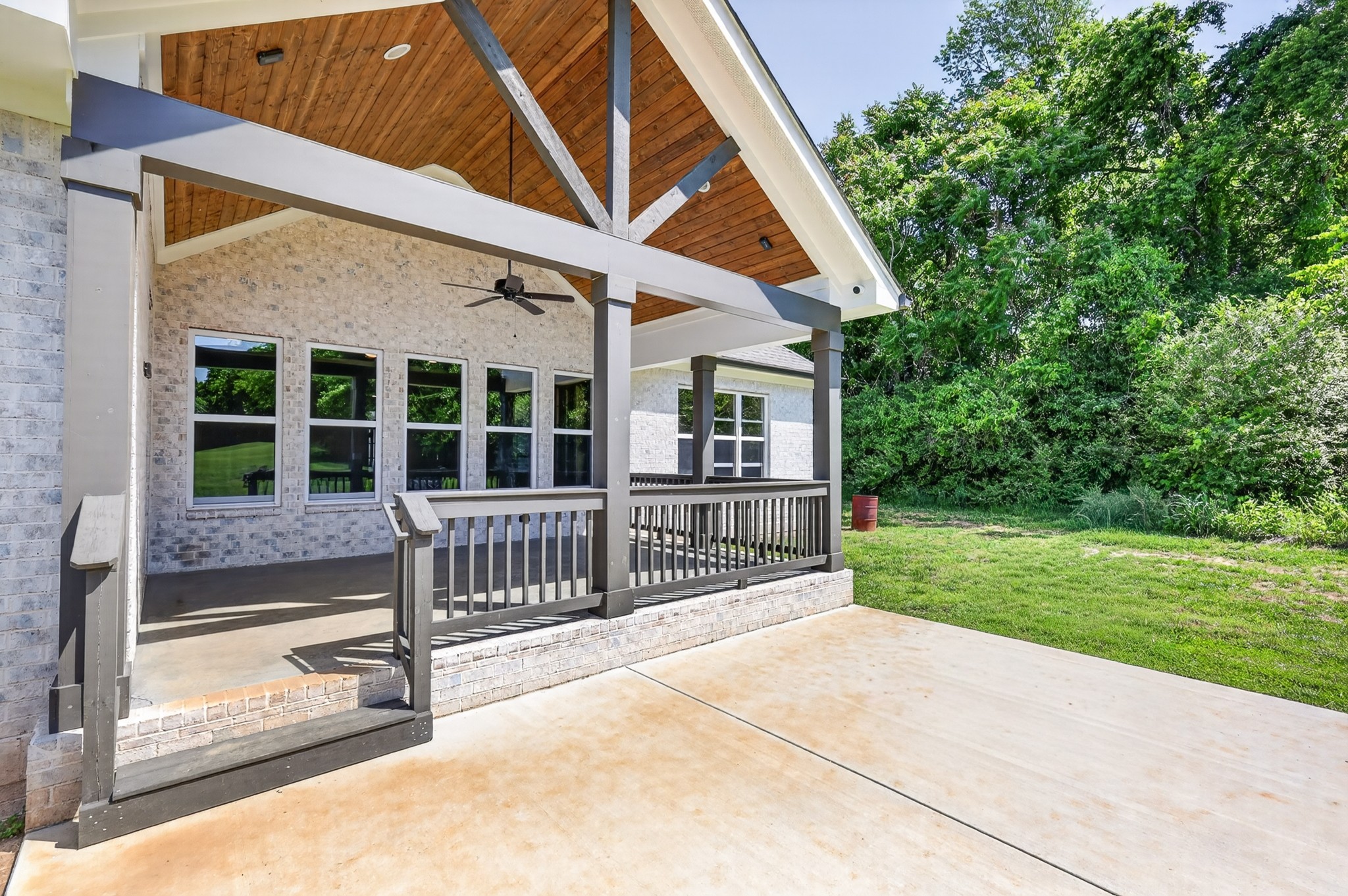 1176 Iron Bridge Road Columbia TN 38401