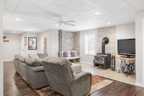 3991 Glen Raven Road Adams TN 37010