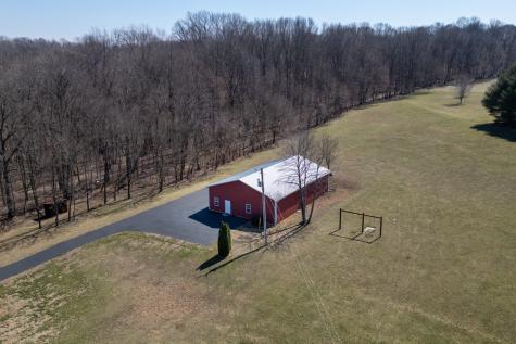 3991 Glen Raven Road Adams TN 37010