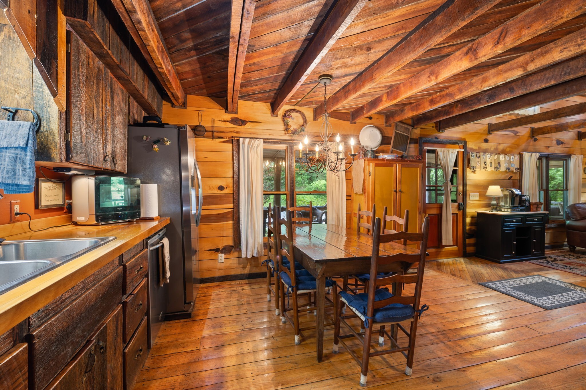 28 Bussell Lane Gordonsville TN 38563