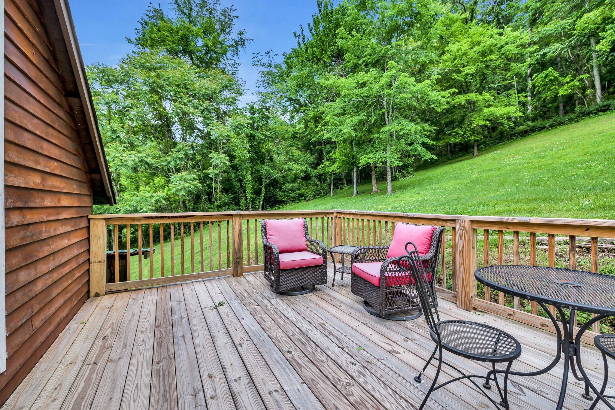 28 Bussell Lane Gordonsville TN 38563