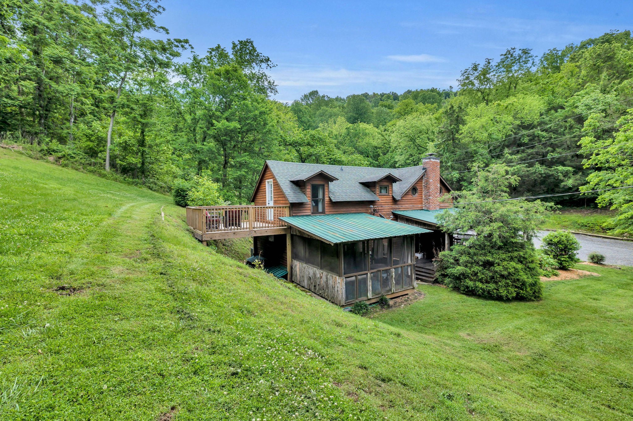 28 Bussell Lane Gordonsville TN 38563