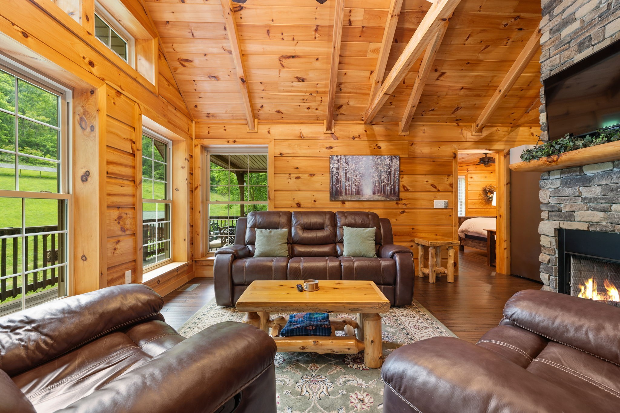 28 Bussell Lane Gordonsville TN 38563
