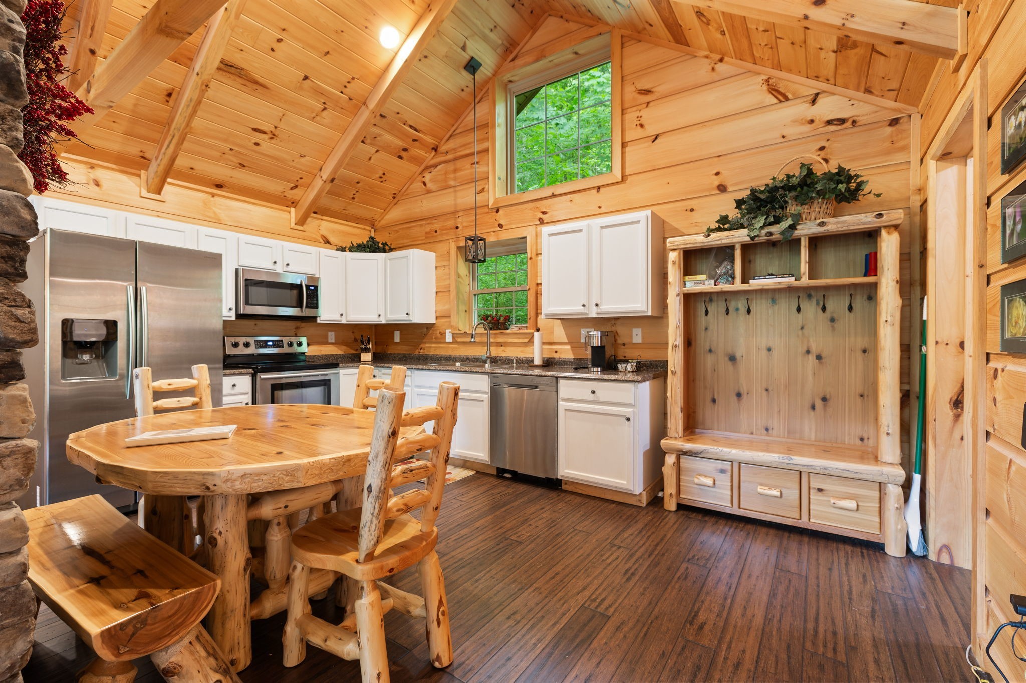 28 Bussell Lane Gordonsville TN 38563