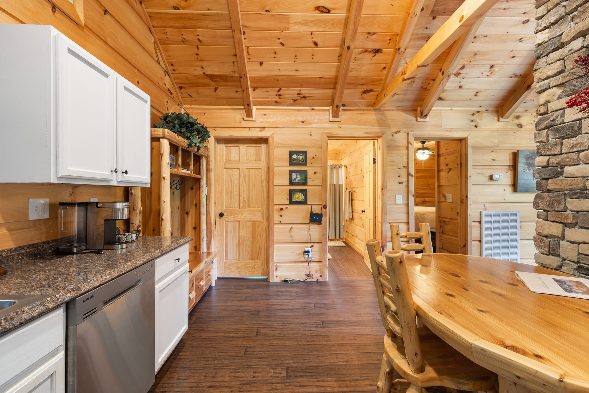 28 Bussell Lane Gordonsville TN 38563