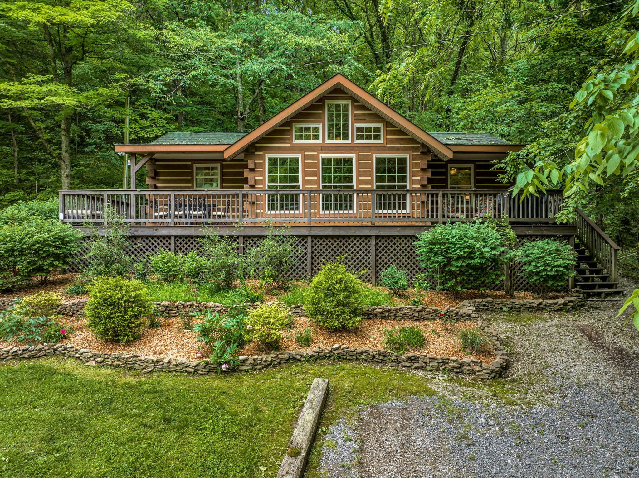 28 Bussell Lane Gordonsville TN 38563