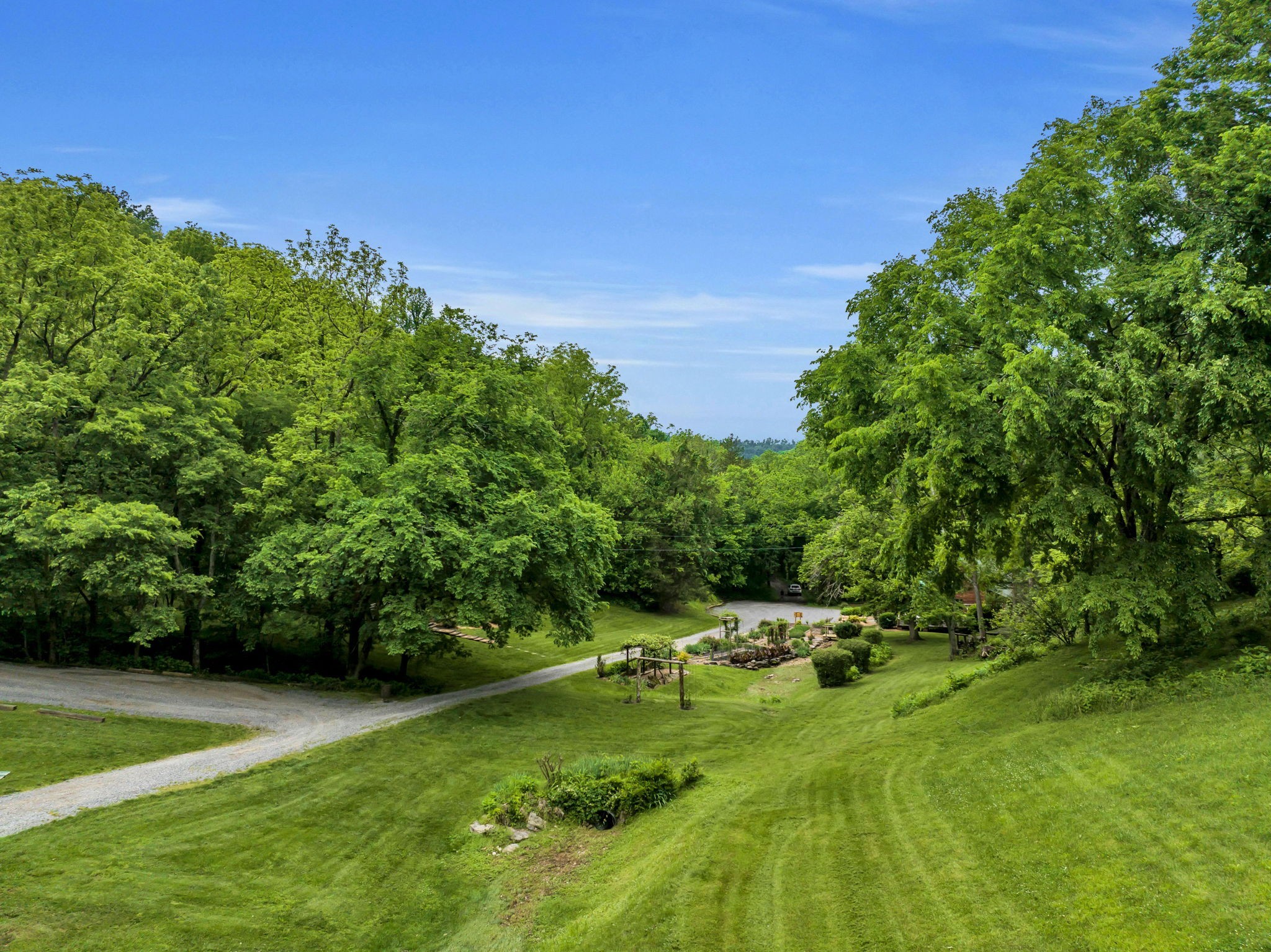 28 Bussell Lane Gordonsville TN 38563