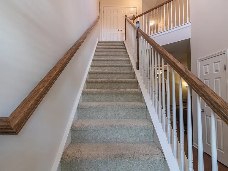 1332 Crown Point Place Nashville TN 37211