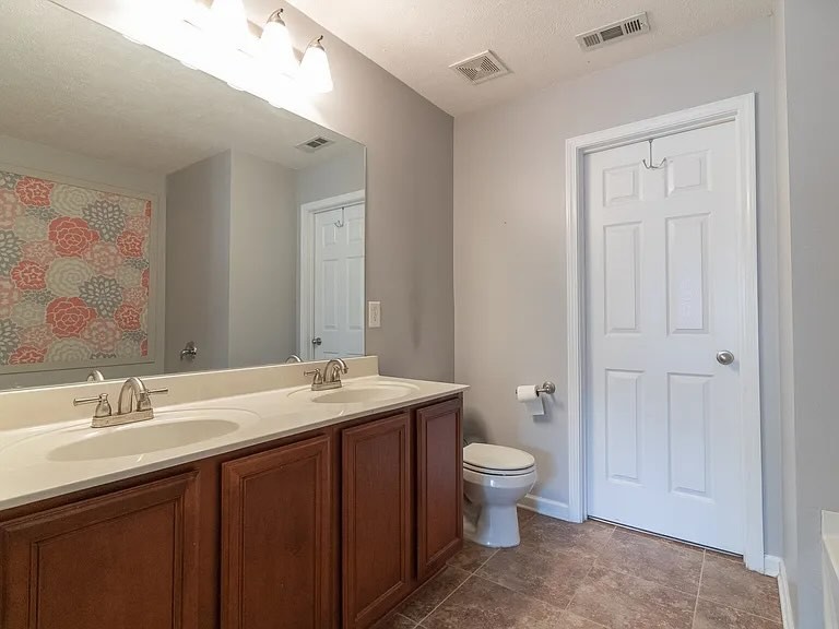 1332 Crown Point Place Nashville TN 37211
