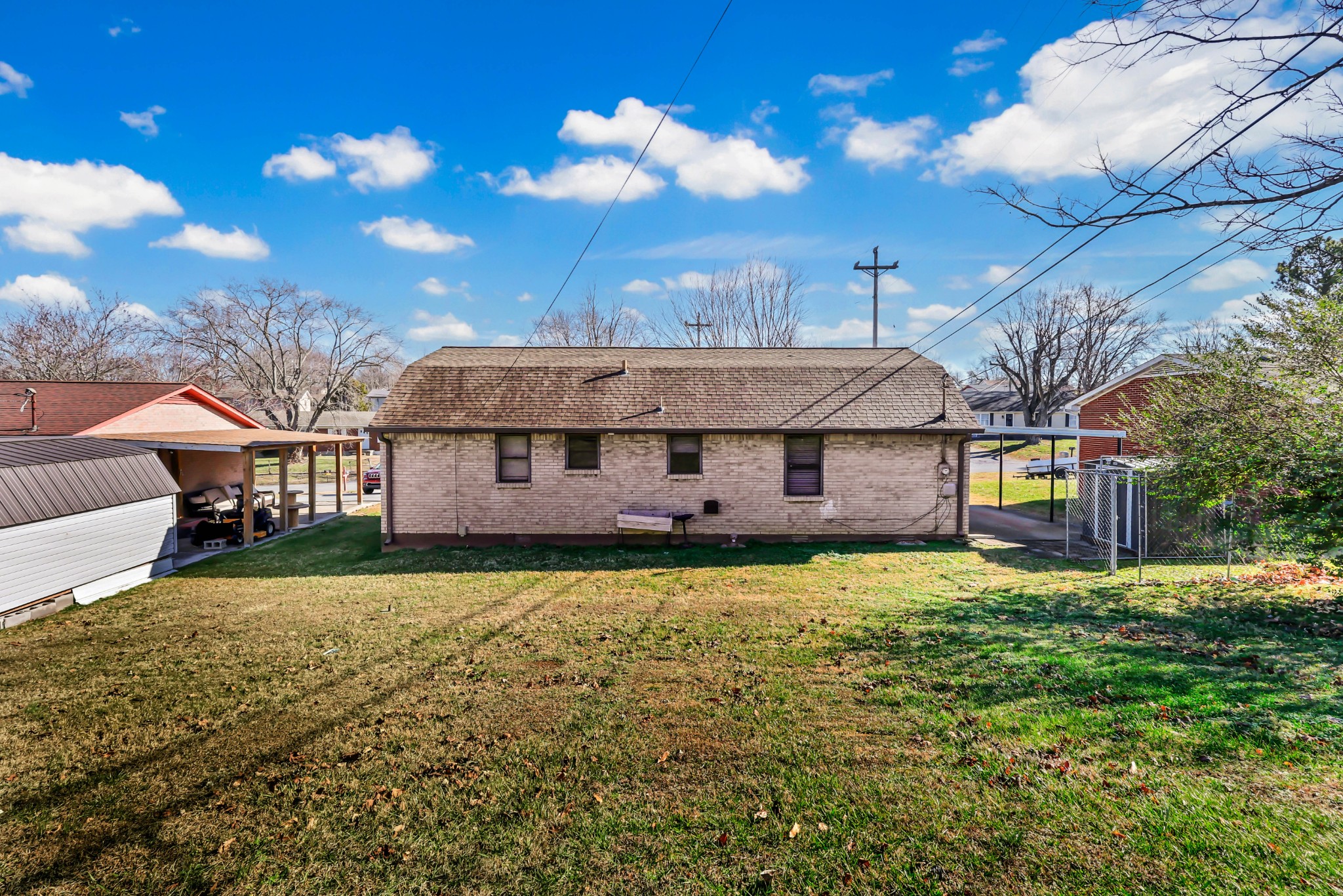 805 8th Ave, E Springfield TN 37172