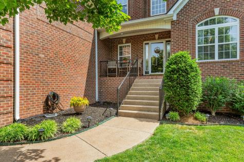 2766 Trasbin Court Thompsons Station TN 37179
