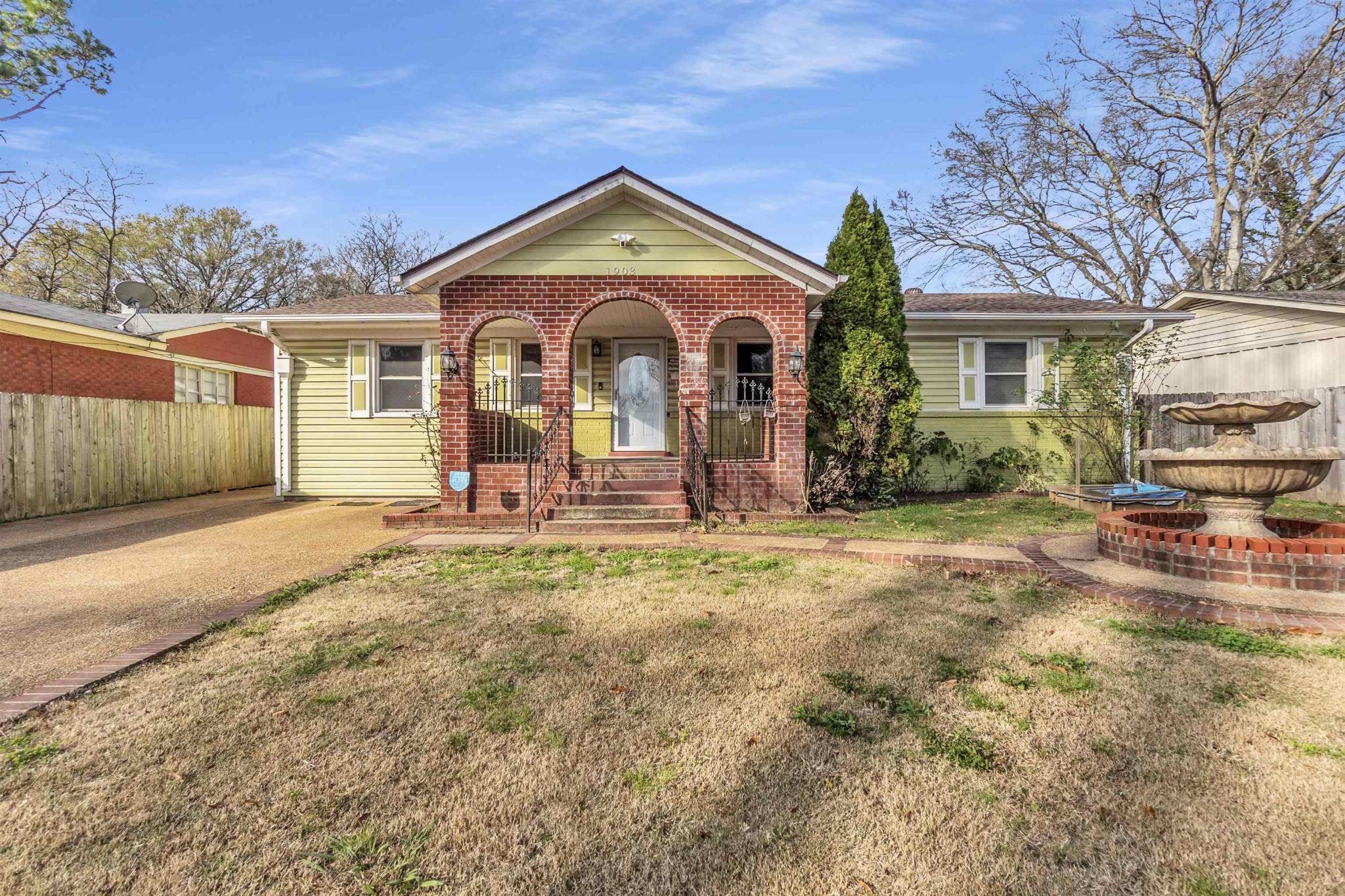 1903 Capri Road Memphis TN 38117