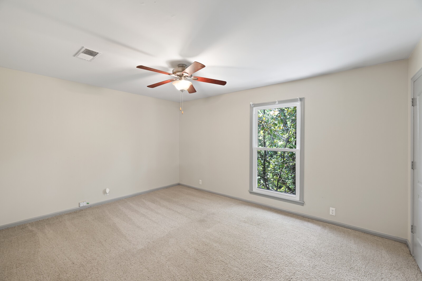 5735 Knob Road Nashville TN 37209