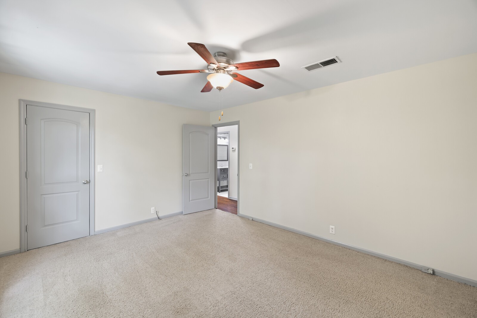 5735 Knob Road Nashville TN 37209