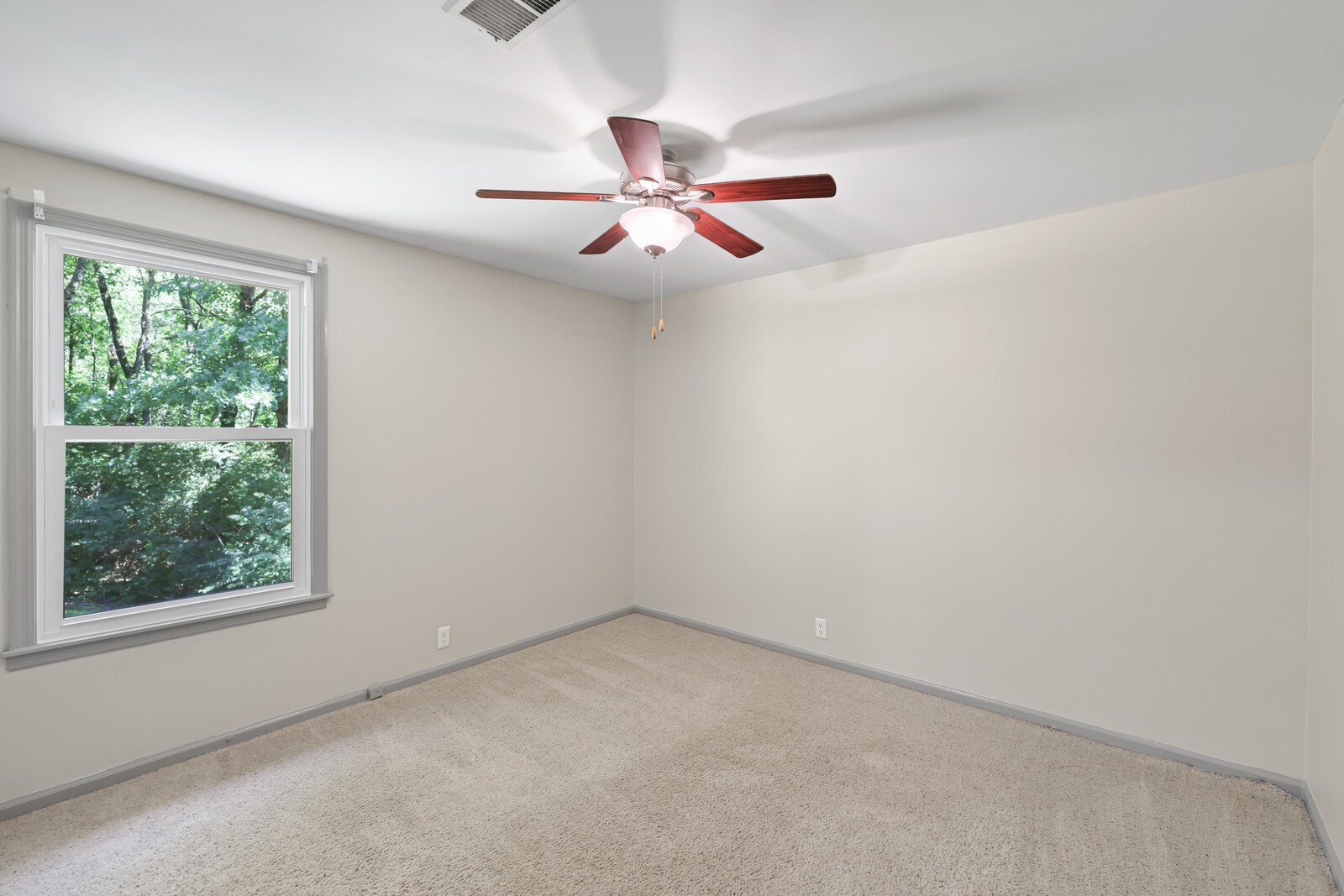 5735 Knob Road Nashville TN 37209