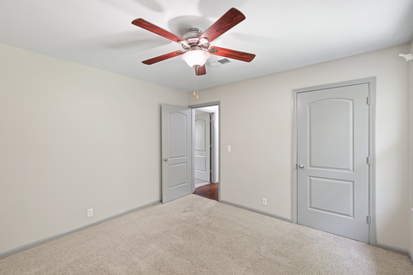 5735 Knob Road Nashville TN 37209