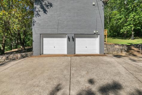 5735 Knob Road Nashville TN 37209