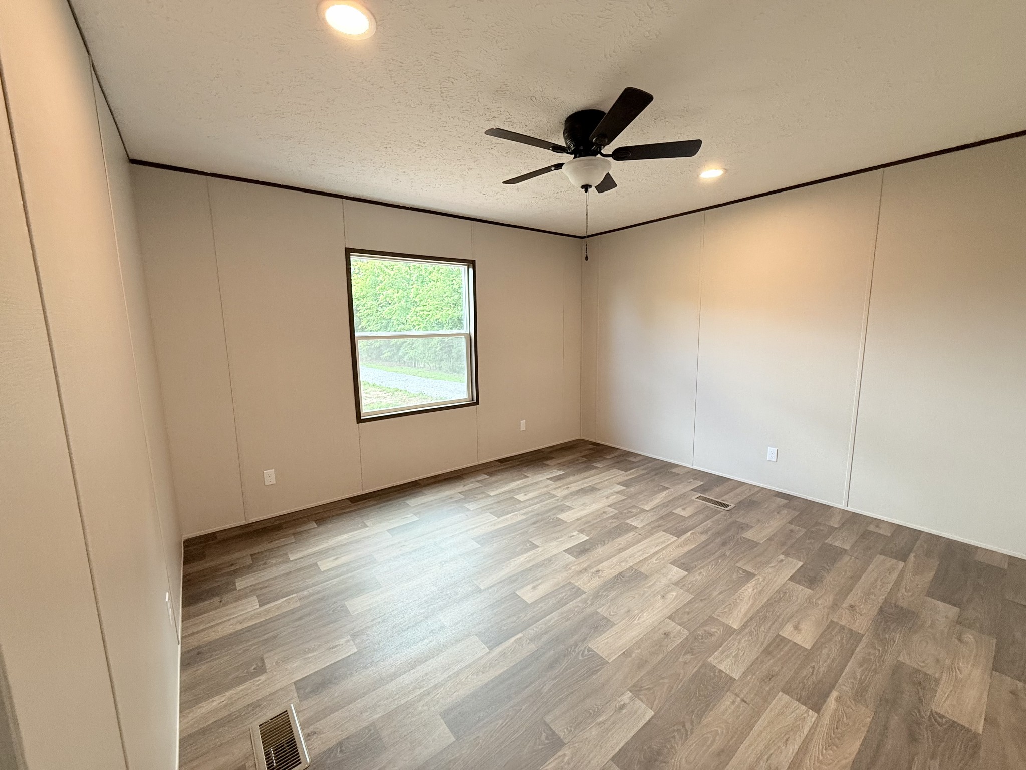 885 Junior Witt Rock Island TN 38581