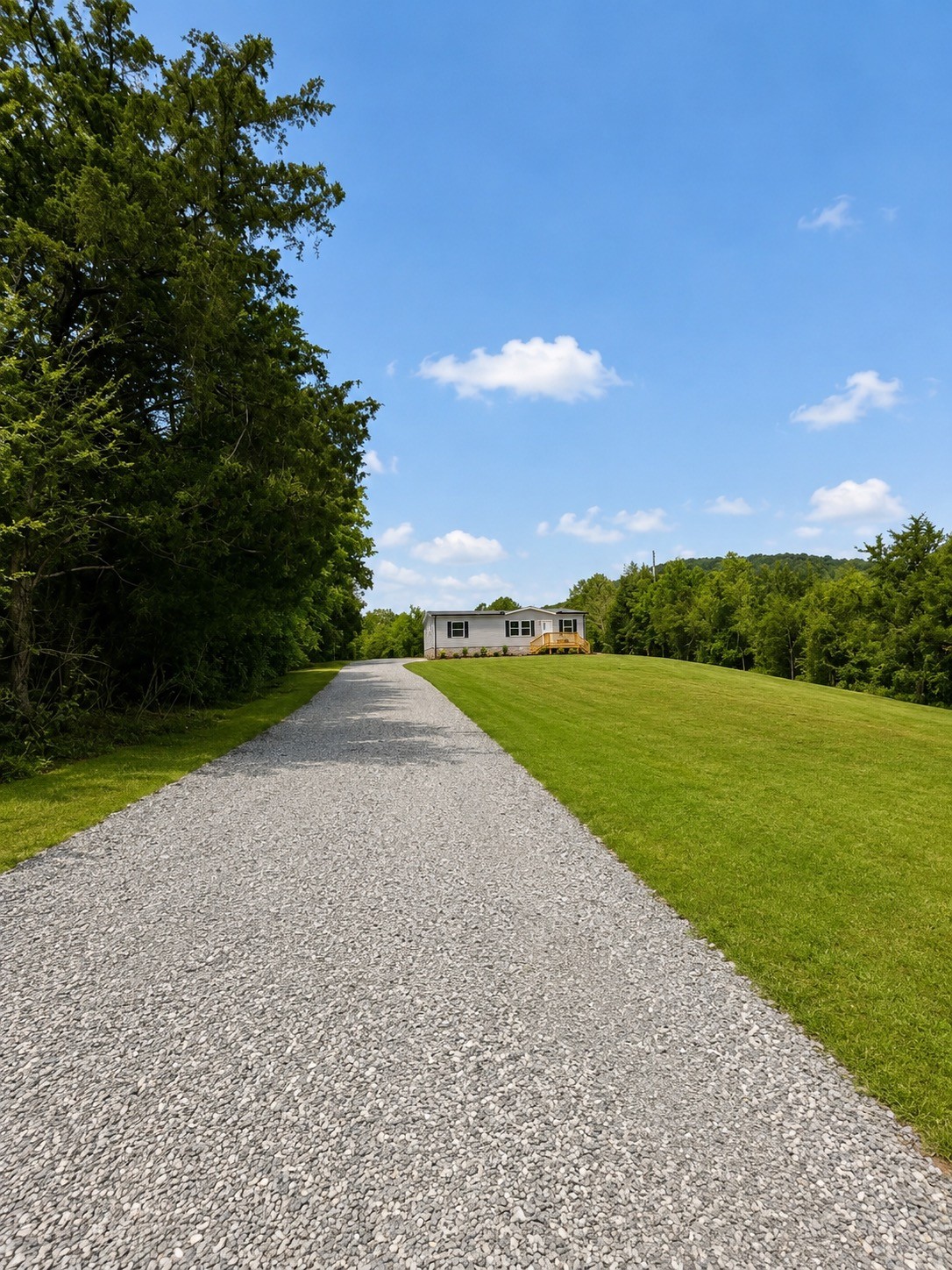 885 Junior Witt Rock Island TN 38581