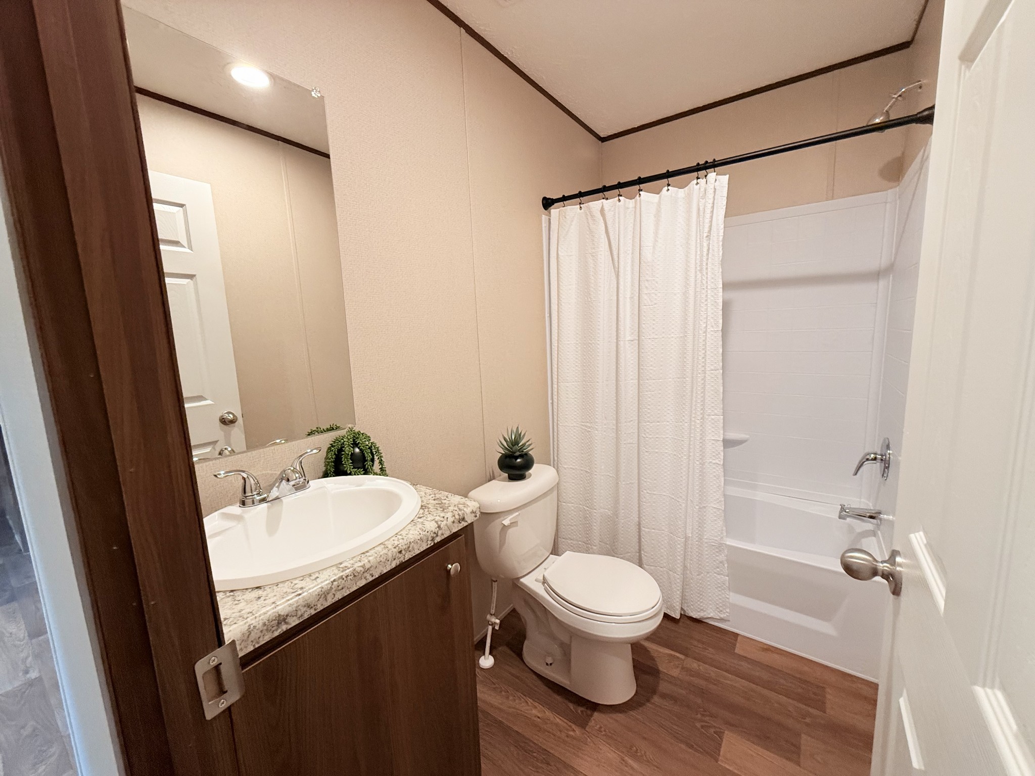 885 Junior Witt Rock Island TN 38581
