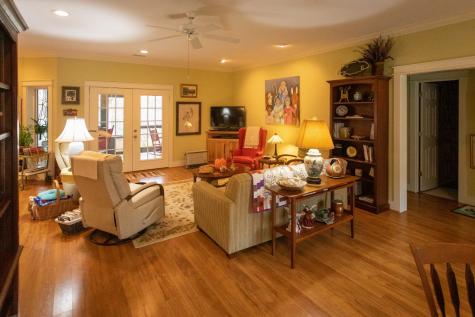 43 Carriage Lane Sewanee TN 37375