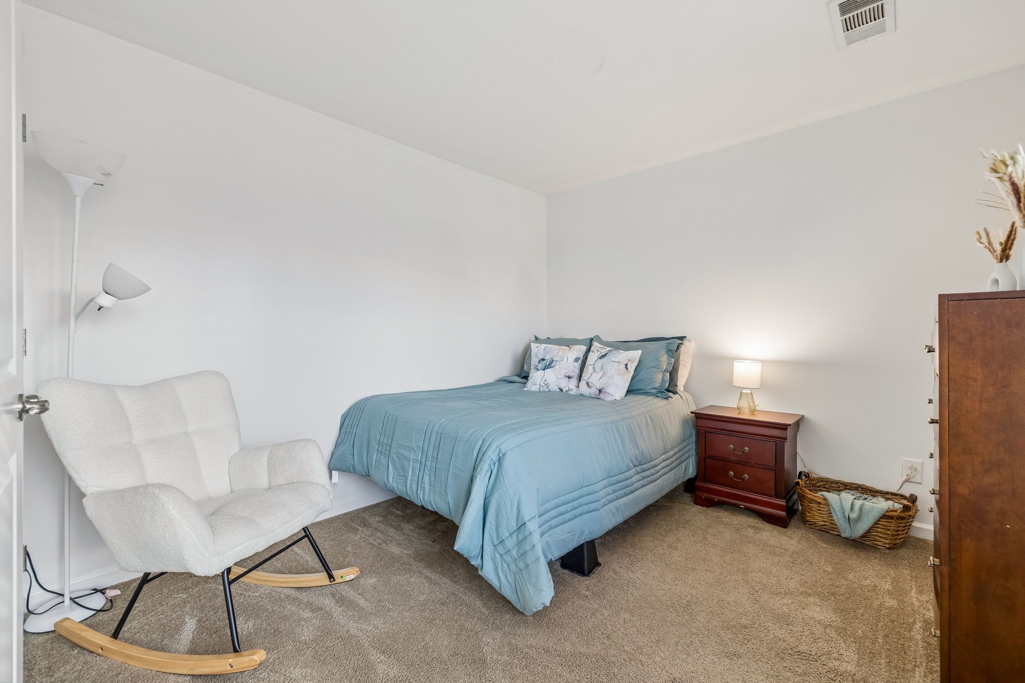 2512 Janalyn Trace Hermitage TN 37076