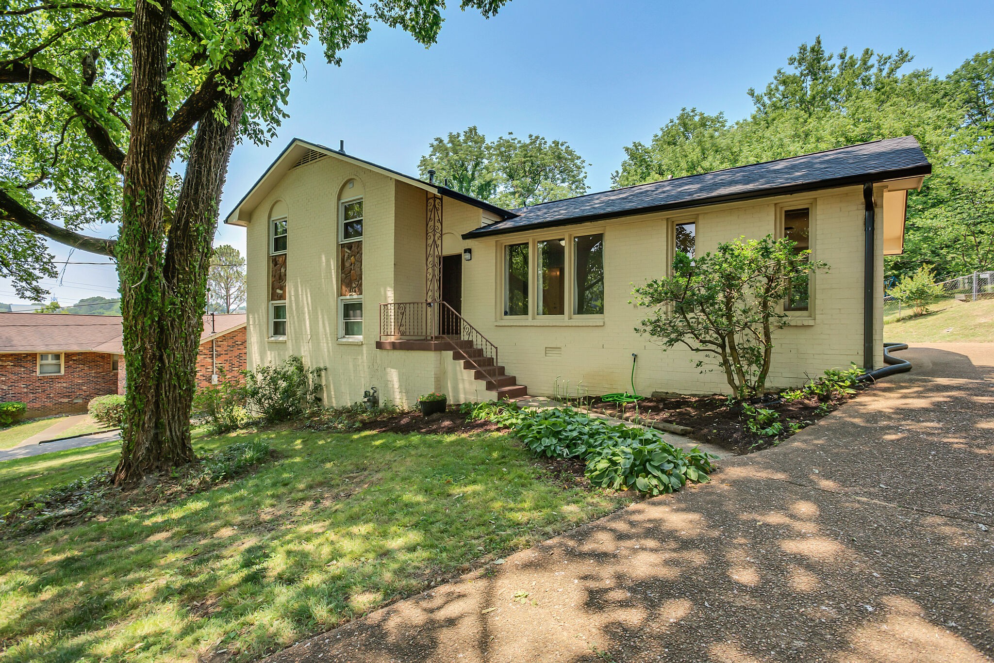 5663 Amalie Drive Nashville TN 37211