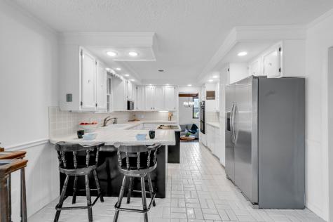 211 W Hills Terrace Dickson TN 37055