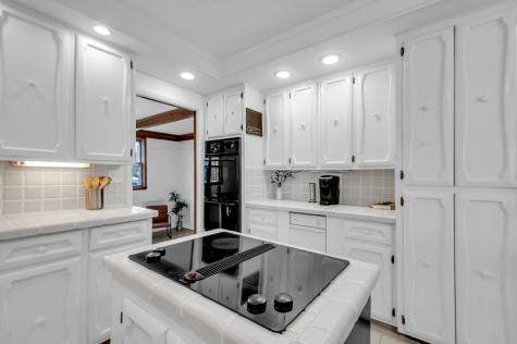 211 W Hills Terrace Dickson TN 37055