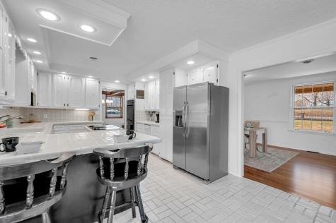 211 W Hills Terrace Dickson TN 37055