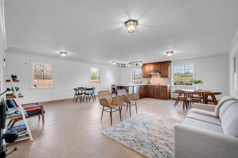 211 W Hills Terrace Dickson TN 37055