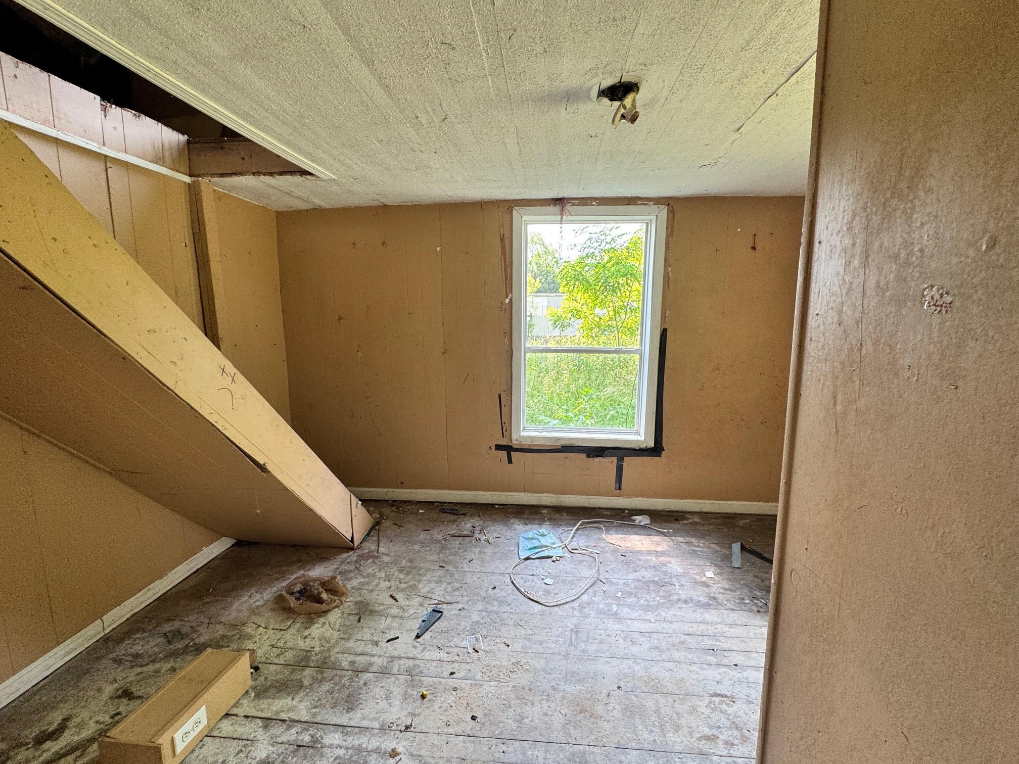 1070 W Rock Quarry Road, W Clarkrange TN 38553