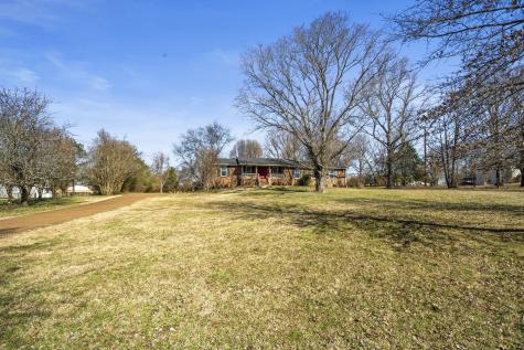 1624 Pawnee Trail Madison TN 37115