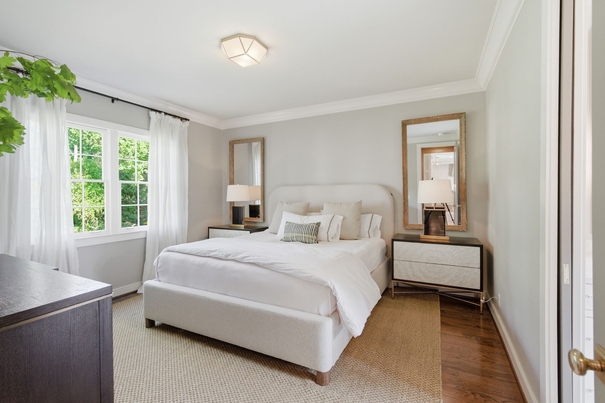 608 Linden Square Nashville TN 37215