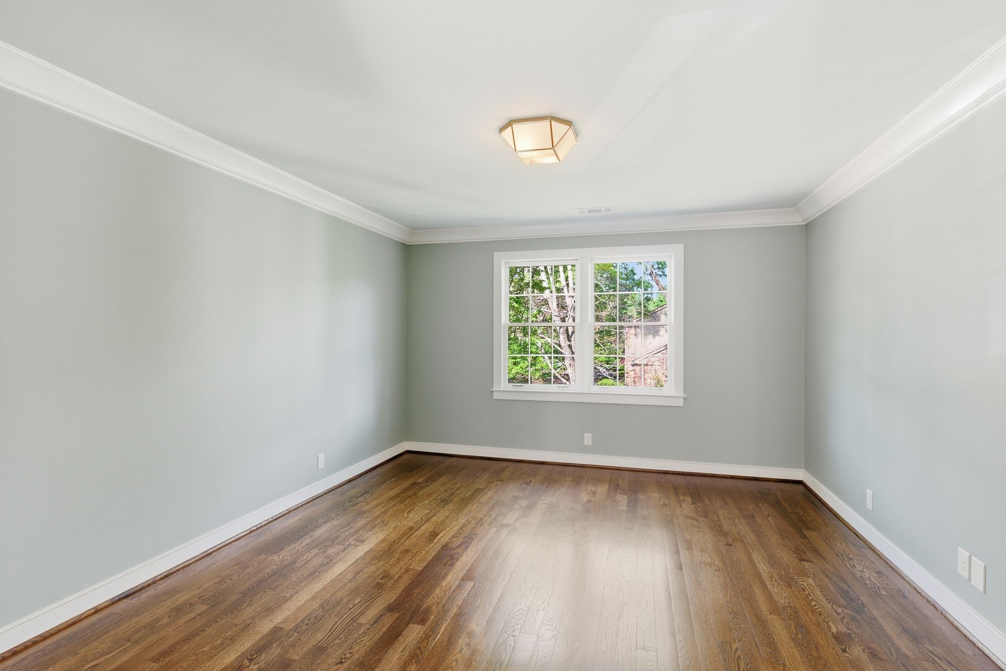 608 Linden Square Nashville TN 37215