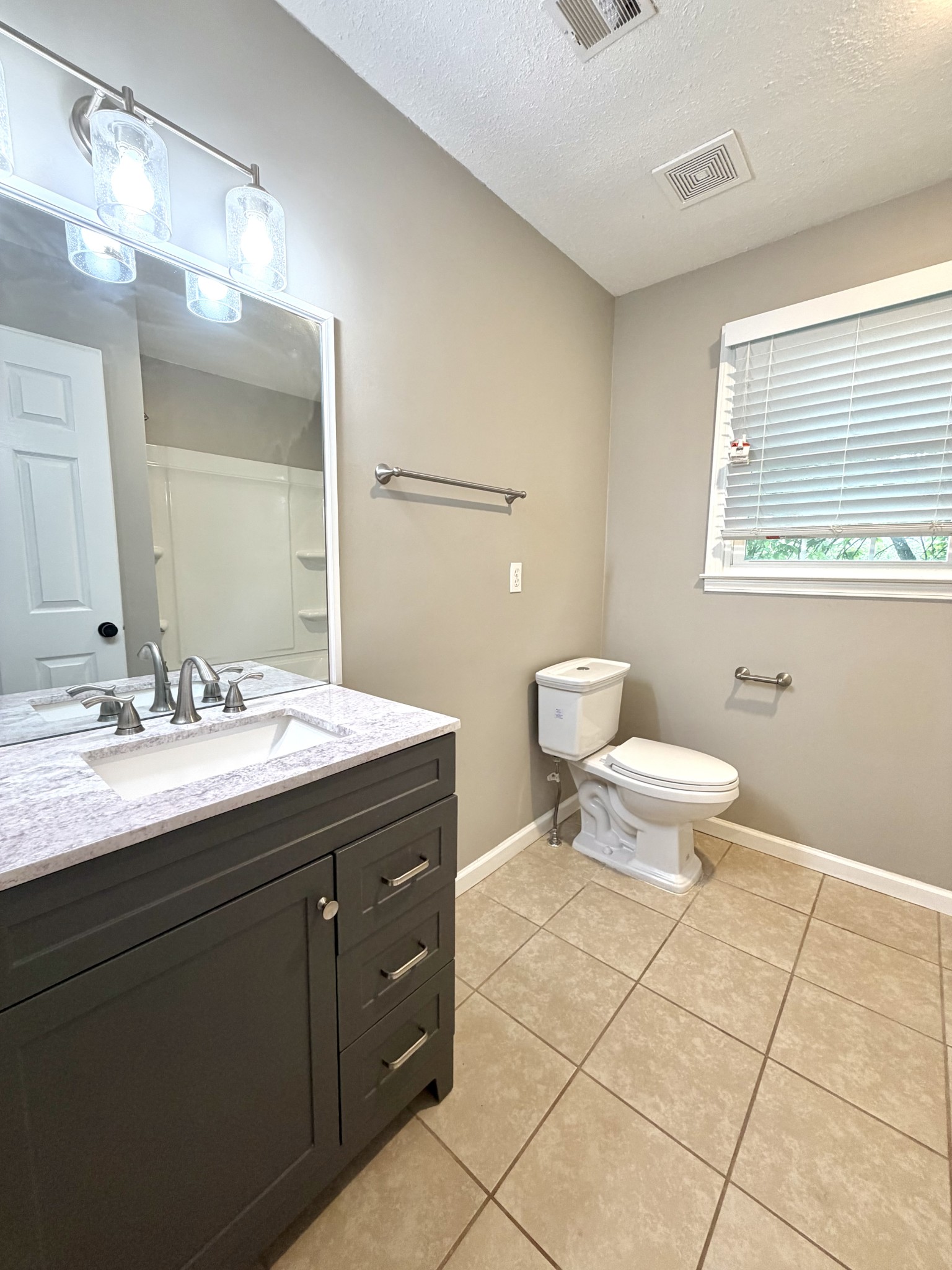 1909 Needmore Road Clarksville TN 37042