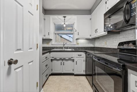 309 Kingswood Court Clarksville TN 37043