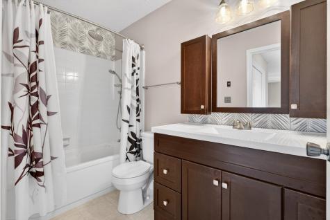 309 Kingswood Court Clarksville TN 37043