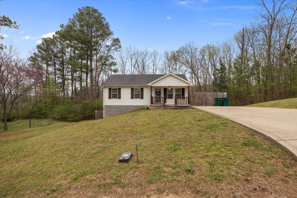 177 Knob Hill Drive Waverly TN 37185